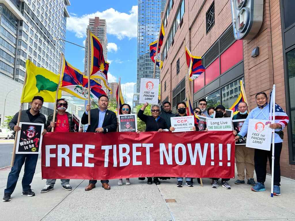 TYC joins protest to mark the 27 years of enforced disappearance of 11th Panchen Lama.