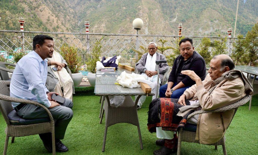 Tibetan Youth Congress Meets with Indo-Tibetan Friendship Society