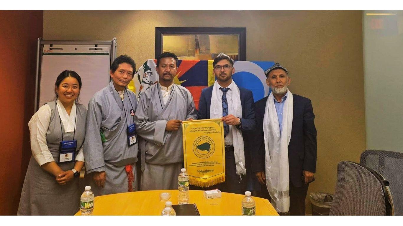 Tsering Chomphel, along with Vice President Tashi TargyalAmbassador Mr. Mumin Chen-5